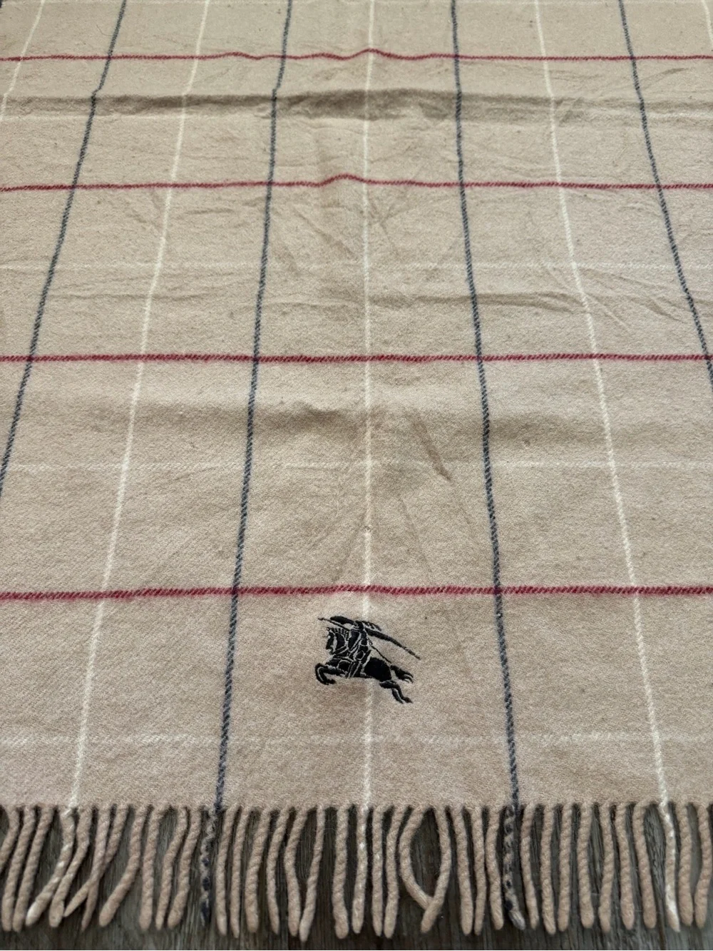 Burberry Beige Plaid Wool scarf